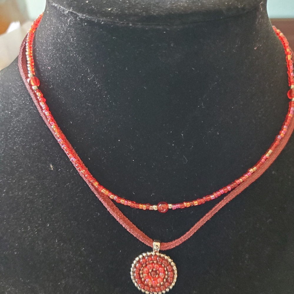 Vintage Y2K choker